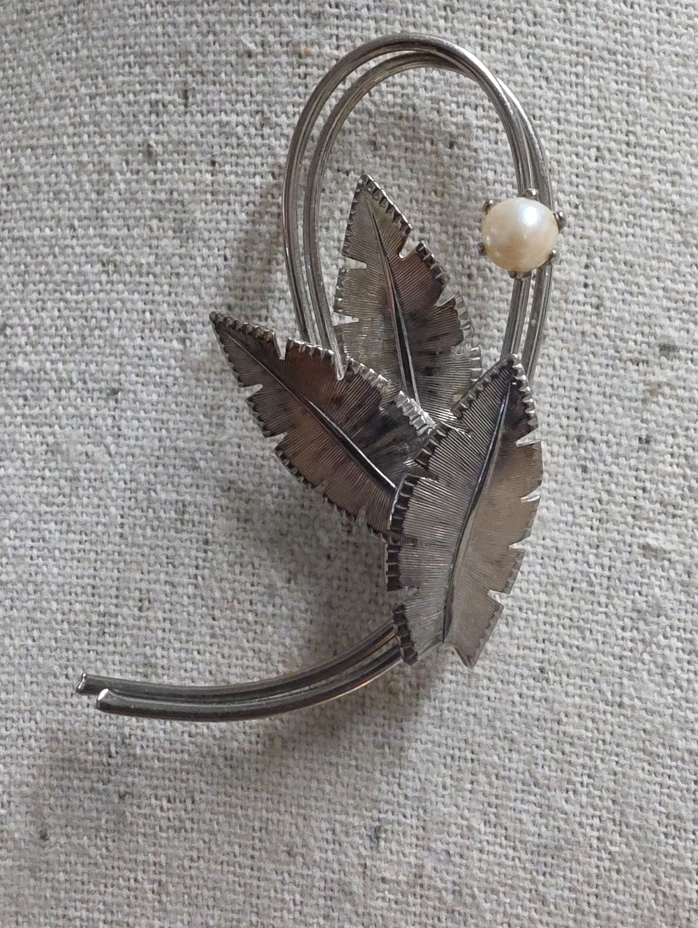 Vintage Mid-Century Silver Tone Leaf Spray Brooch Genuine Cultured Pearl Accent